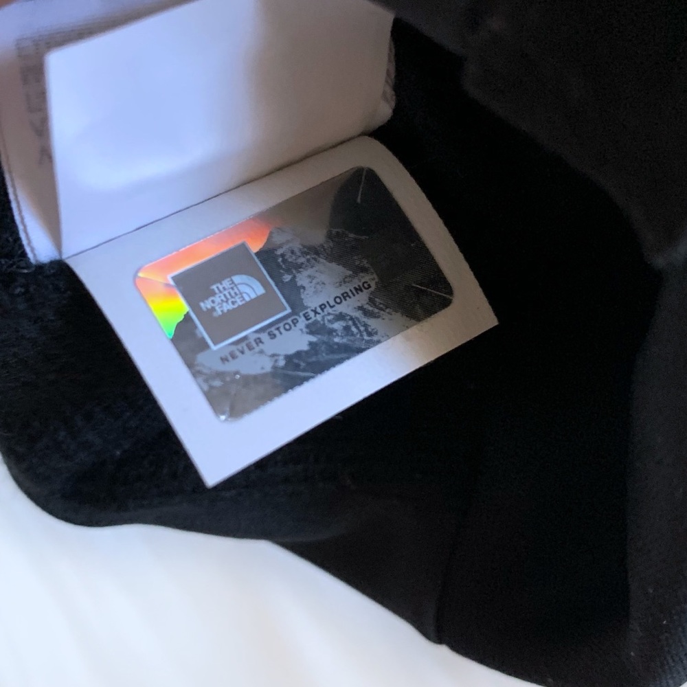 The North Face Women’s Apex Etip Black Gloves - Picture 7 of 7